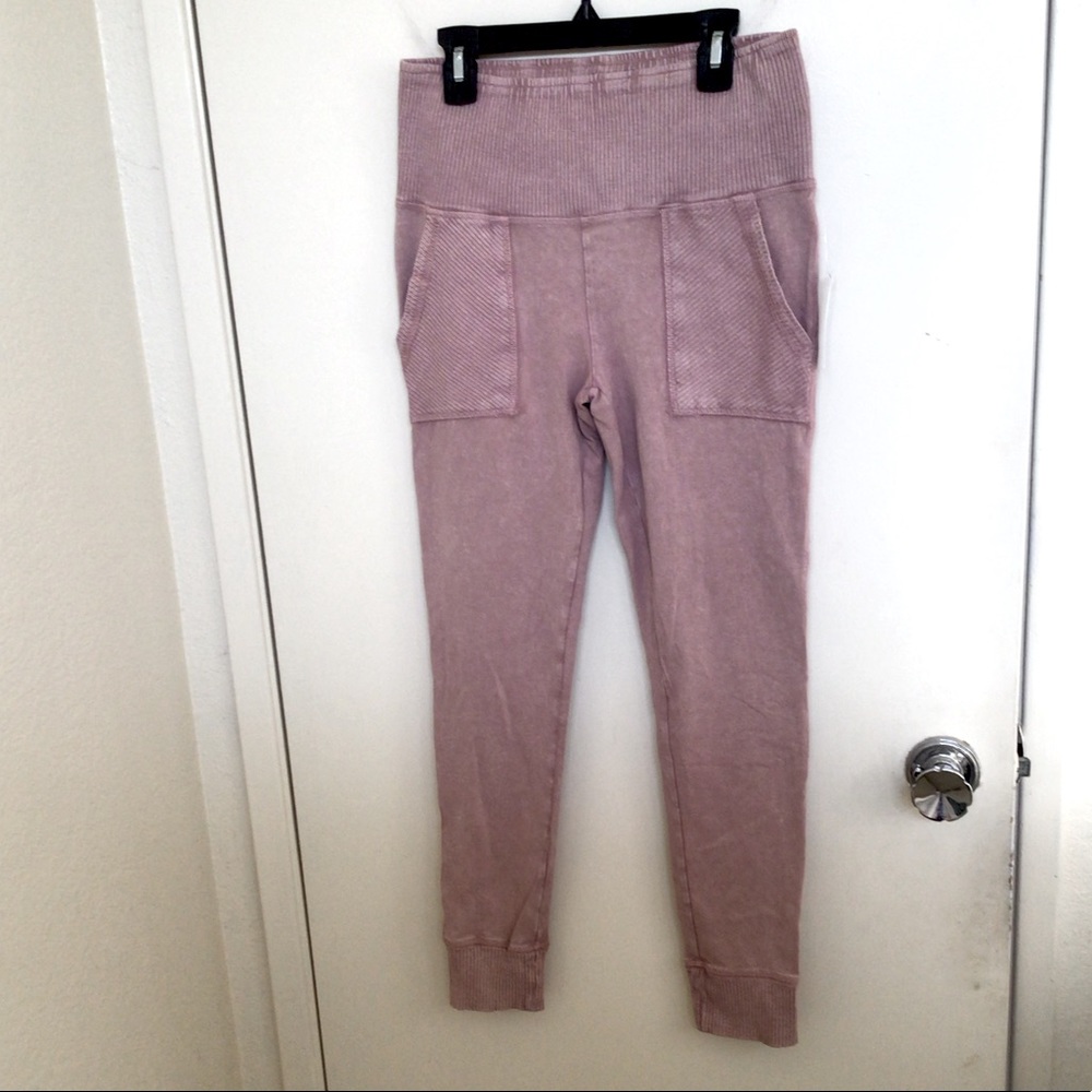 Livi Active High-Waist Mauve Jogger Pants